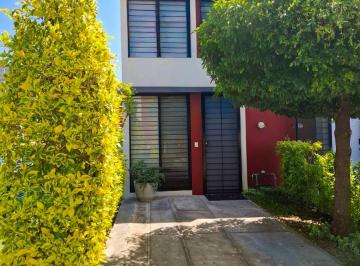 Casa de 2 habitaciones, Tlajomulco de Zúñiga · Venta Casa en Vista Sur Residencial Dentro de Coto