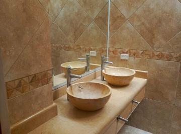 Casa de 3 habitaciones, Puebla · Renta 35,000 Zavaleta Puebla 3 Hab/ac - Calefacción/jardín/paneles $68 Cfe Jacuzzi