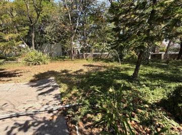 Terreno / Lote , Querétaro · Terreno en Venta con Casa de Campo en Jurica Queretaro Cerca de Escuelas y Centros Comerciales