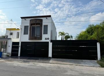 Casa de 3 habitaciones, Apodaca · Casa en Venta en Rinconada Colonial con Excedente y Equipada