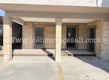Local comercial · 145m² · 1 Estacionamiento · Local - Las Fuentes