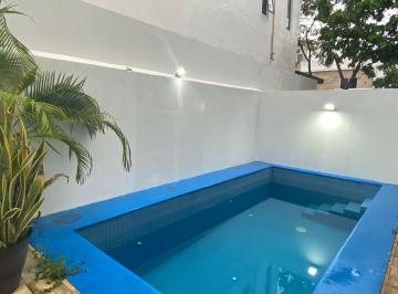Casa · 280m² · 5 Recámaras · 3 Estacionamientos · Casa Rio Residencial
