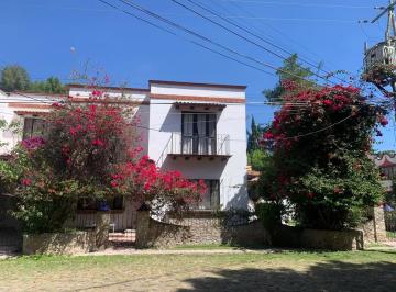 Casa de 6 habitaciones, Tequisquiapan · Oasis en Tequisquiapan: Propiedad de Lujo con 2 Pozos de Agua Termal