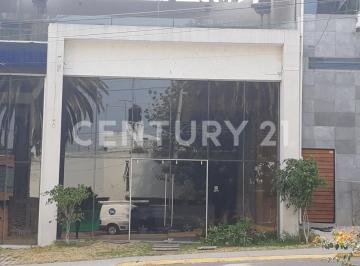 Local comercial · 347m² · 2 Estacionamientos · Local en Renta en La Paz Ideal Para Consultorios, Clínica o Giro Médico