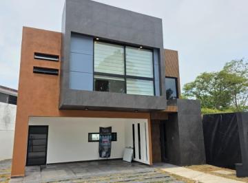 Casa · 161m² · 3 Recámaras · 1 Estacionamiento · Casa en Venta Carrizal Campestre