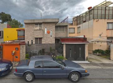 Casa de 3 habitaciones, Naucalpan de Juárez · Casa en Venta en Naucalpan, Paseo del Zenzontle, Fracc. Lomas Verdes 1ra Secc.