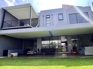 eca2c5b80e311feef1bf78b4e7374a03a6795383bbafb970babc362bdbbdc60a · Se Vende Casa en Lomas de Tecamachalco