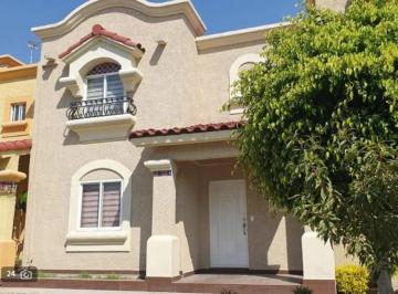 Casa de 3 habitaciones, Cuautitlán Izcalli · Casa en Venta en Urbi Hacienda Balboa