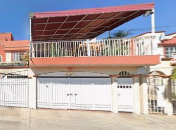 Casa de 3 habitaciones, Ecatepec de Morelos · Casa en Venta en Las Amerecias, Ecatepec de Morelos, Estado de Mexico.