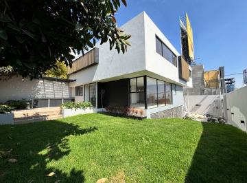 Casa de 3 habitaciones, Naucalpan de Juárez · Casa Para Estrenar en Satélite, con Vigilancia