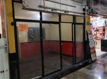 Local comercial · 50m² · 2 Estacionamientos · Local en San Miguel