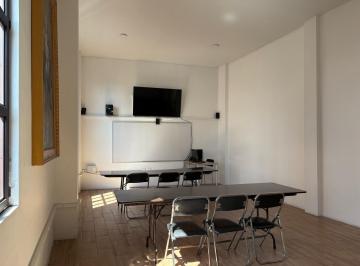 Local comercial · 735m² · 2 Estacionamientos · Local - El Carmen