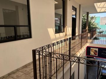 Local comercial · 585m² · 2 Estacionamientos · Local - El Carmen
