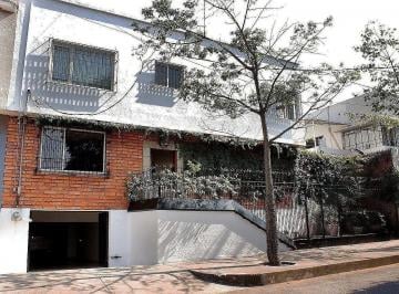 Casa uso de suelo de 5 habitaciones, Guadalajara · Casa con Uso de Suelo Comercial en Venta en La Col. Americana