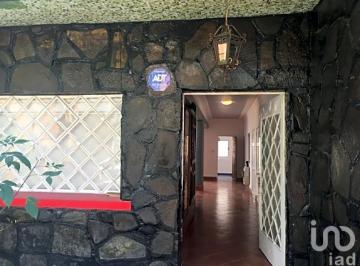 Casa · 293m² · 4 Recámaras · 1 Estacionamiento · Casa en Venta Col. Irrigación 4r, 2b, 1e, 1terraza $18 m