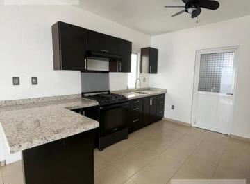 Casa de 3 habitaciones, Mazatlán · Casa en Renta en El Encanto