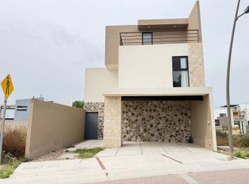 Casa de 3 habitaciones, Corregidora · Casa en Venta en Cañadas del Arroyo