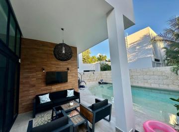 Casa de 4 habitaciones, Solidaridad · Casa en Venta en Selvamar, Playa del Carmen: 4 Recámaras y Piscina Privada