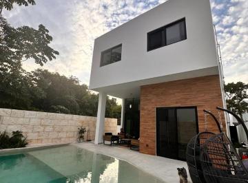Casa de 4 habitaciones, Solidaridad · Casa de 4 Recámaras y 4.5 Baños en Selvamar Playa del Carmen del Lado del Mar.