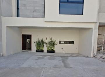 Casa · 190m² · 4 Recámaras · 3 Estacionamientos · Casa en Venta Lomas de Chapultepec, San Luis Potosi.
