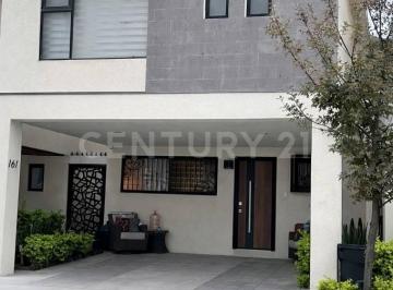 Casa · 175m² · 3 Recámaras · 2 Estacionamientos · Casa en Venta en Col. Ferrara Residencial en Garcia