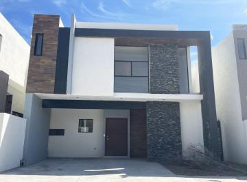 Casa de 3 habitaciones, Arteaga · Casa en Renta a Estrenar en Fracc. Santa Elena
