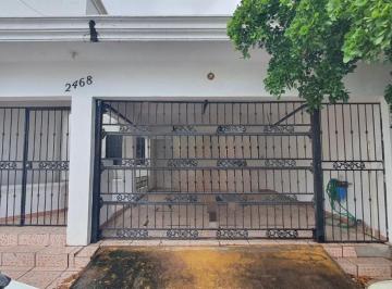 Casa · 180m² · 2 Recámaras · 1 Estacionamiento · Casa en Venta en Fracc. Stase