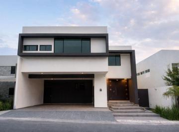 Casa Venta de 4 habitaciones · Carolco Residencial