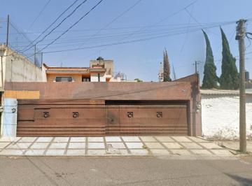 Casa de 4 habitaciones, Puebla · Casa con 315 m² de Superficie de Terreno y 4 Habitaciones en Venta en Reforma, Puebla