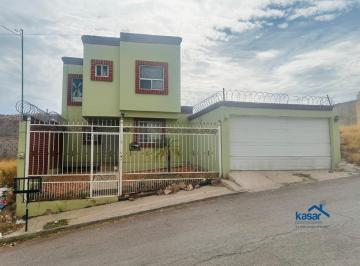 Casa de 3 habitaciones, Chihuahua · Casa en Venta 127 m² Colonia Chulavista