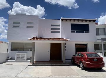Casa de 4 habitaciones, Querétaro · Venta Misión Concá, Hermosa Vista a La Cañada