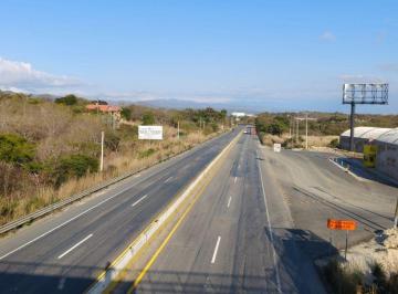 Terreno / Lote , Berriozábal · En Venta Terreno de 19,252 m. Muy Comercial, Sobre Autopista Tuxtla - Berriozábal, Chiapas.
