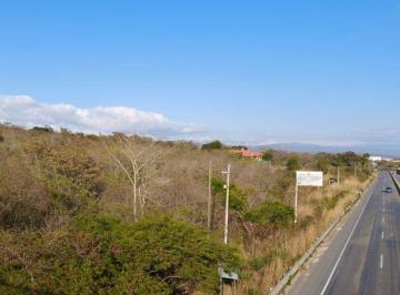 Terreno / Lote , Berriozábal · Terreno en Venta de 19,252 m. Muy Comercial, Sobre Autopista en Berriozábal, Chiapas