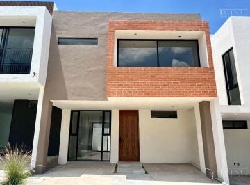 Casa de 3 habitaciones, Zapopan · Casa en Venta Valle Imperial, Zapopan Jalisco