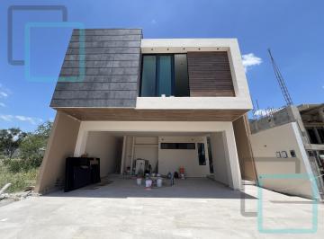 Casa · 357m² · 3 Recámaras · 3 Estacionamientos · Casa en Venta Fraccionamiento Aysso Zona Carretera Nacional