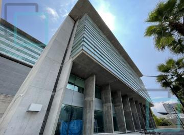 Oficina · 375m² · 10 Estacionamientos · Oficina en Renta Colonia Valle Oriente Zona San Pedro Garza García