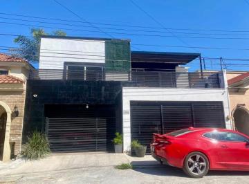 Casa · 1m² · 3 Recámaras · 2 Estacionamientos · Casa en Contry Sol en Venta