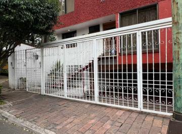 Casa · 350m² · 4 Recámaras · 4 Estacionamientos · Casa en Venta en Tlalpan - (4)