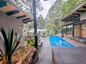 Casa · 460m² · 4 Recámaras · 3 Estacionamientos · Casa en Venta en Avándaro, Valle de Bravo - (4)