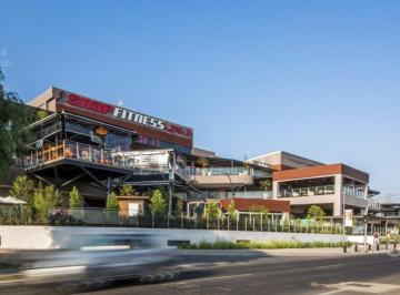 Local comercial · 95m² · Local en Renta en Planta Baja en Plaza D' Lucca, Valle Real, Zapopan, Jalisco