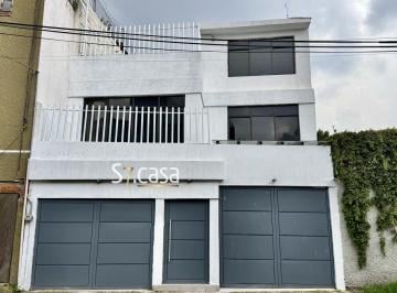 Casa · 300m² · 3 Recámaras · 2 Estacionamientos · Casa en Guadalupe Inn