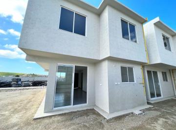 Casa de 3 habitaciones, Tijuana · En Venta Casa de 3 Recámaras Acepta Crédito Infonavit y Bancario.