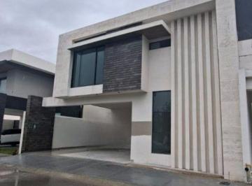 Casa de 4 habitaciones, Ramos Arizpe · Venta Rincón de Alcántara
