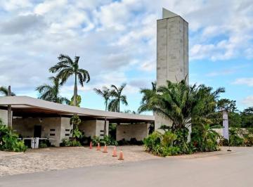 Terreno / Lote · 200m² · 1 Recámara · 1 Estacionamiento · Terreno en Venta Residencial Los Santos, Av Huayacan, Cancun, Q. Roo