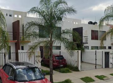 Casa de 3 habitaciones, León · ¡Excelente Plusvalía en Una Ubicación Privilegiada de León de Los Aldama.