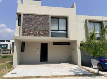 Casa de 3 habitaciones, Tlajomulco de Zúñiga · Hermosa Casa en Venta en Coto Zoi Santa Anita, Coto con Alberca