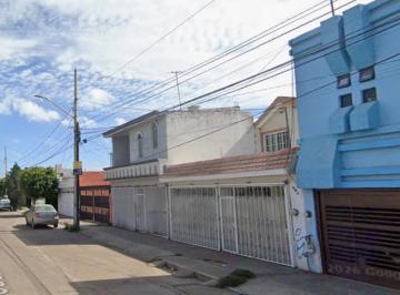 Casa de 4 habitaciones, Aguascalientes · ¡Excelente Oportunidad de Inversión en Aguascalientes!