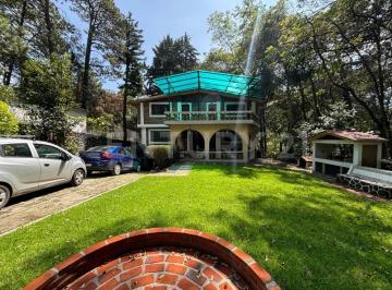 Casa · 473m² · 7 Recámaras · 4 Estacionamientos · Casa de Descanso en Monte Cristo, Huitzilac.