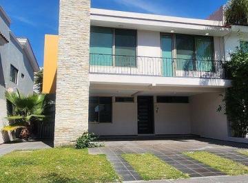 Casa en condominio de 3 habitaciones, Tlajomulco de Zúñiga · Casa en Renta en Fraccionamiento El Manantial – Zona Sur de La Ciudad
