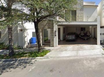 Casa de 3 habitaciones, Monterrey · Recuperación Bancaria en Monterrey